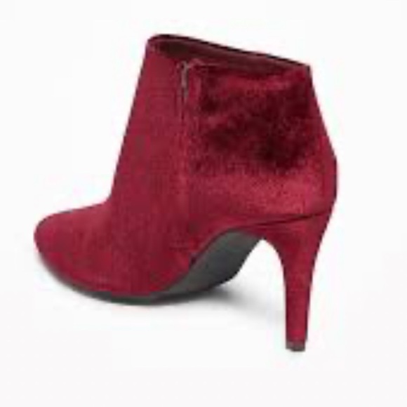 Old Navy Cranberry Velvet Ankle Boots Stiletto Heel Scarlet Wine Booties Size 8 - Picture 4 of 11